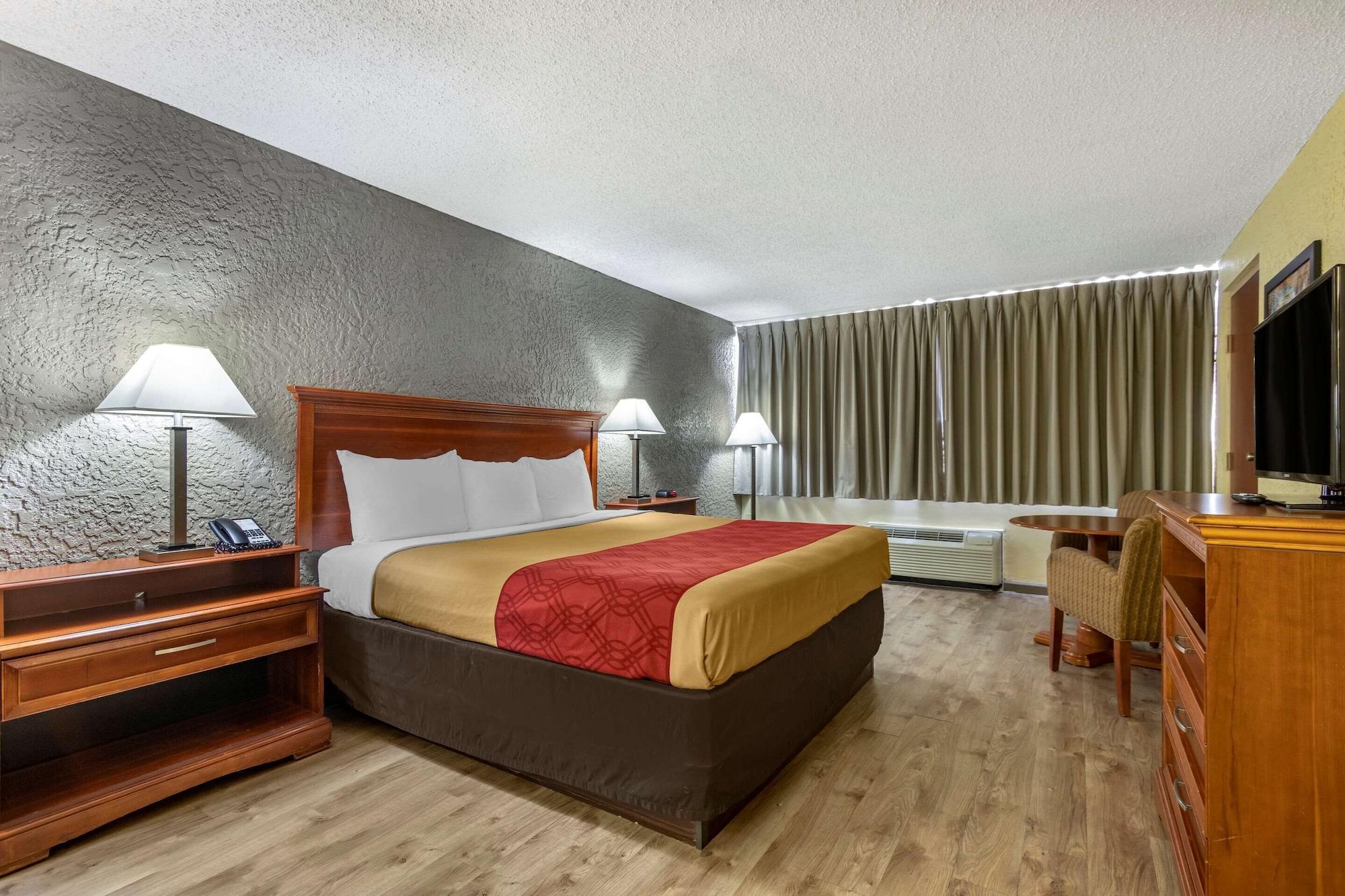 Econo Lodge Broken Arrow-Tulsa エクステリア 写真