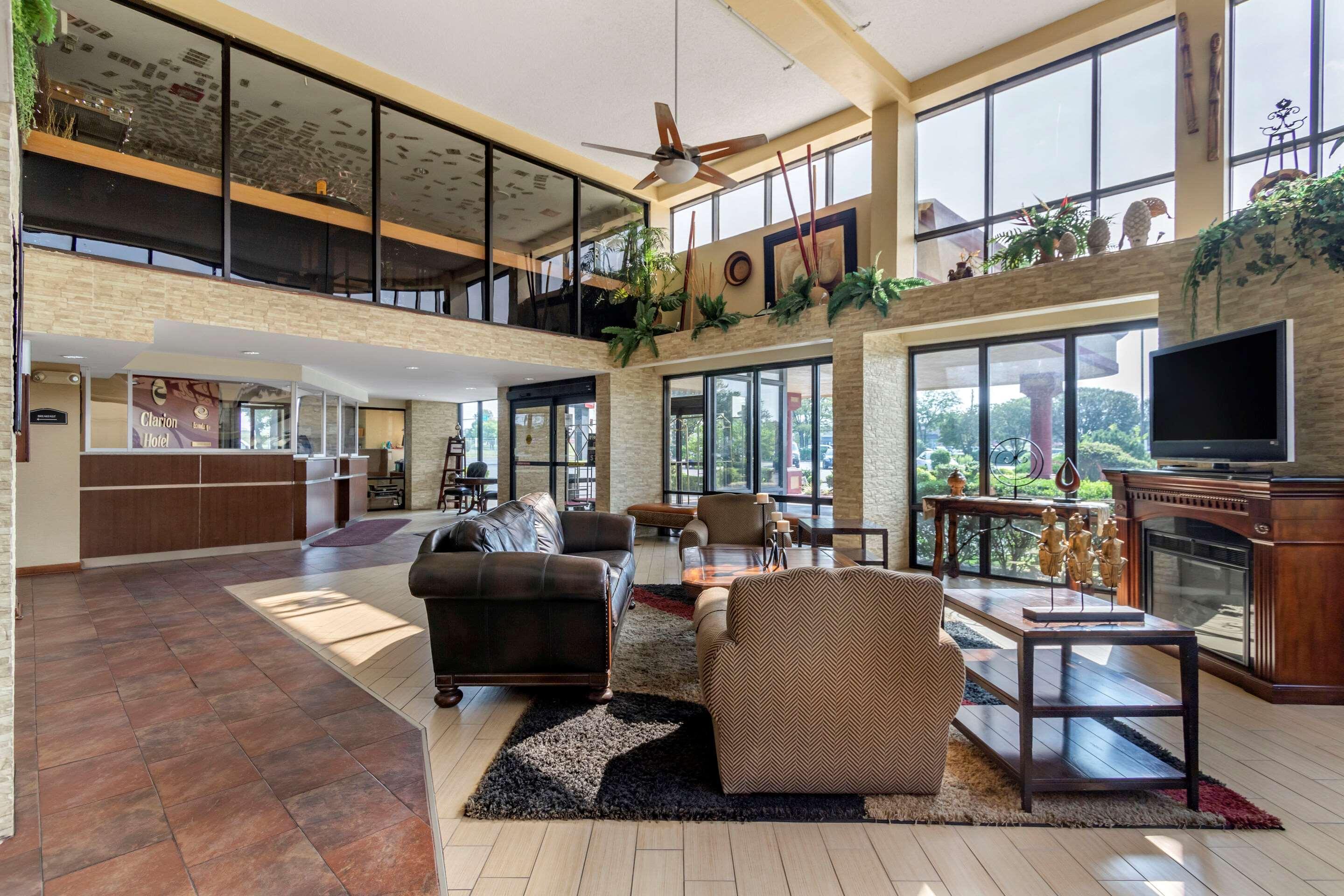 Econo Lodge Broken Arrow-Tulsa エクステリア 写真